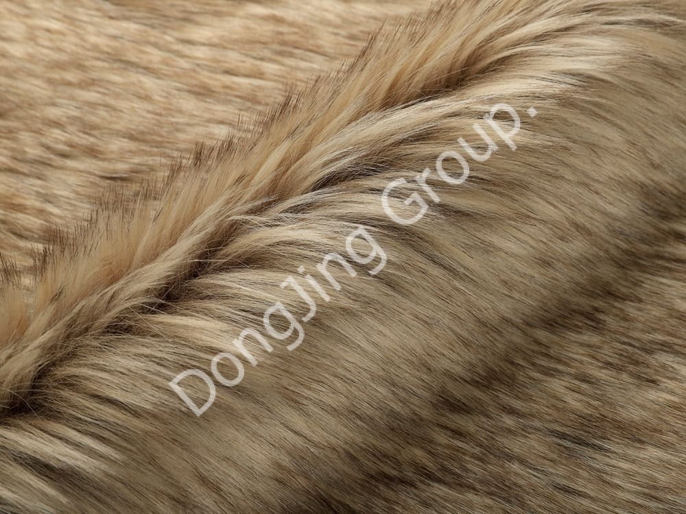 DP0615-ม้วนปลายผมอูฐเบา faux fur fabric